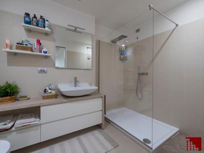 AMPIO BILOCALE CON TERRAZZO E BOX - TERRAZZO