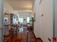 AMPIO BILOCALE CON TERRAZZO E BOX - INGRESSO