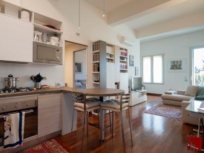 AMPIO BILOCALE CON TERRAZZO E BOX - TERRAZZO